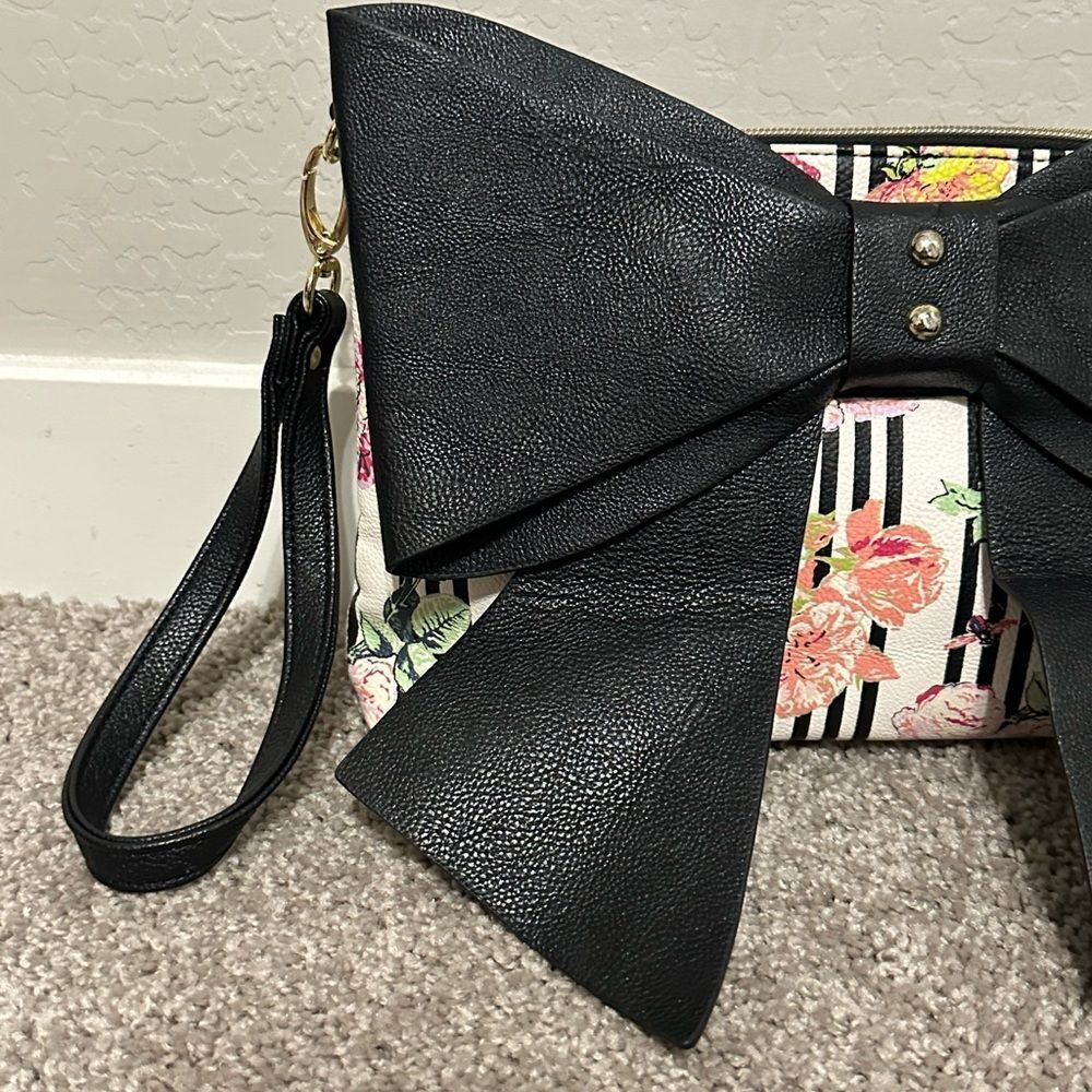 Betsey Johnson vintage clutch Floral Stripe Crossbody Bag Big Bow - Picture 4 of 13